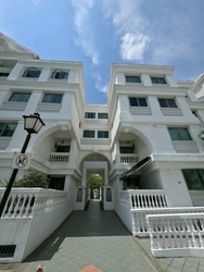 Stratford Court (D16), Condominium #582907521